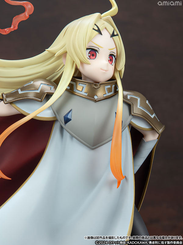 FIGURE-201361_10.jpg
