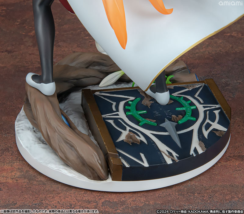 FIGURE-201361_17.jpg