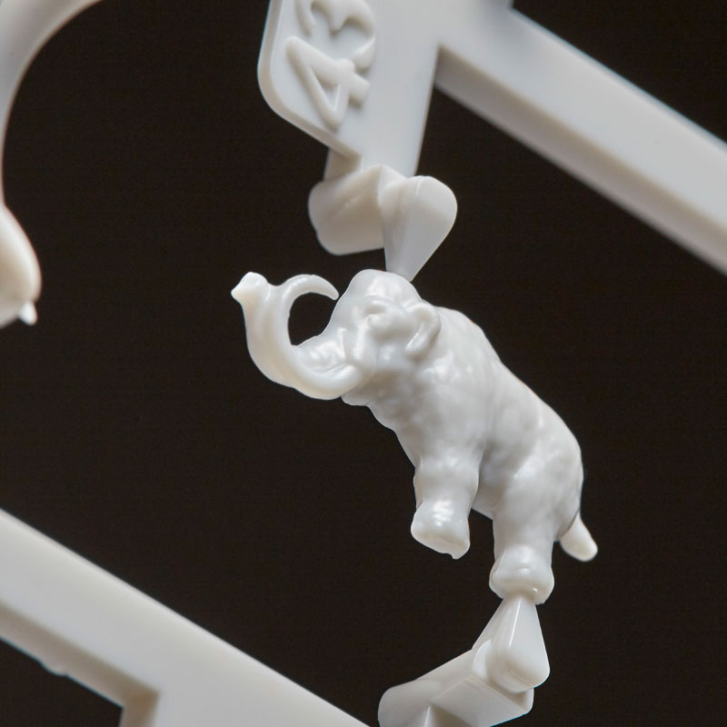 ARTPLA 太陽の塔 プラモデル