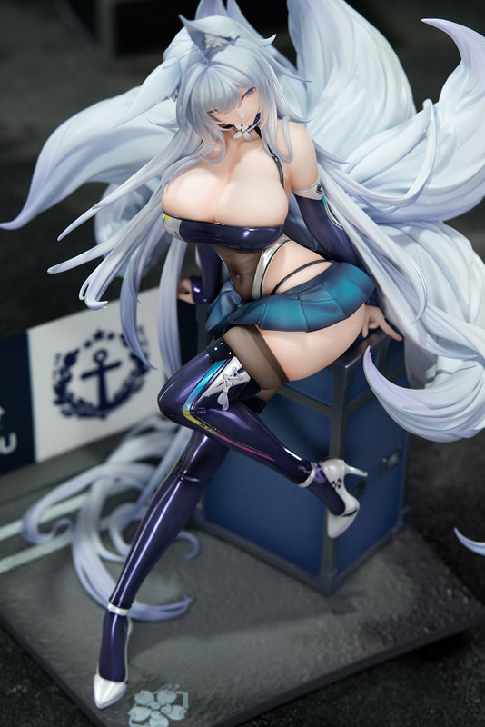 アズールレーン 信濃 寝待の銀輿Ver. 1/7 完成品フィギュア APEX 19