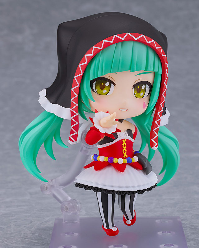 FIGURE-201444_06.jpg