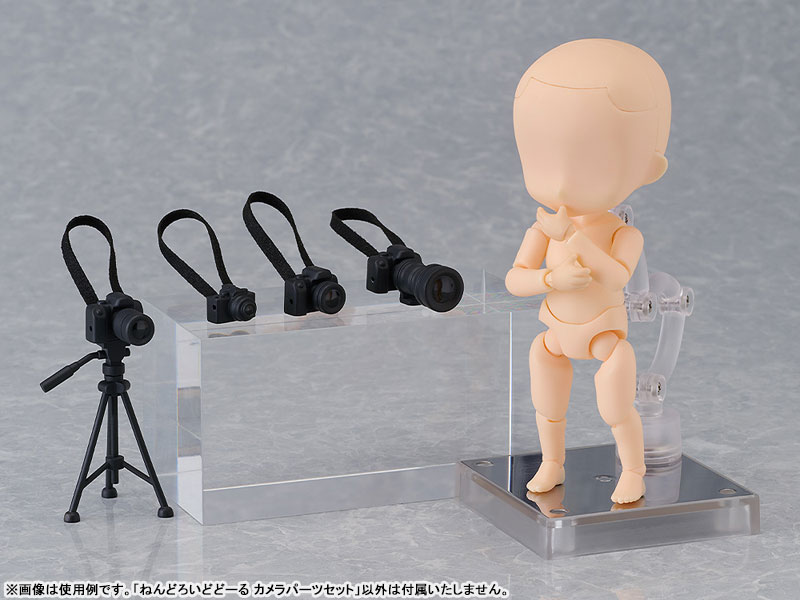 FIGURE-201446_07.jpg