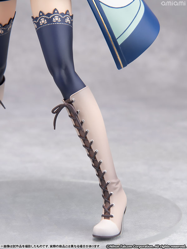 FIGURE-201485_24.jpg