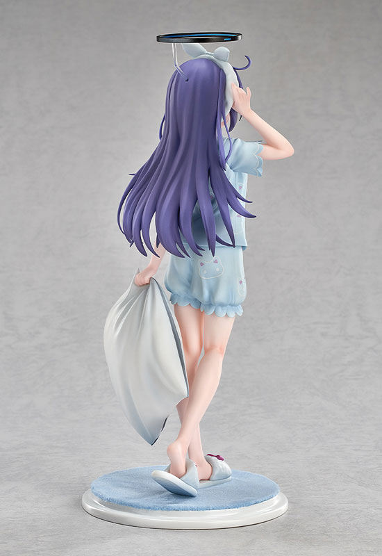 FIGURE-201537_05.jpg