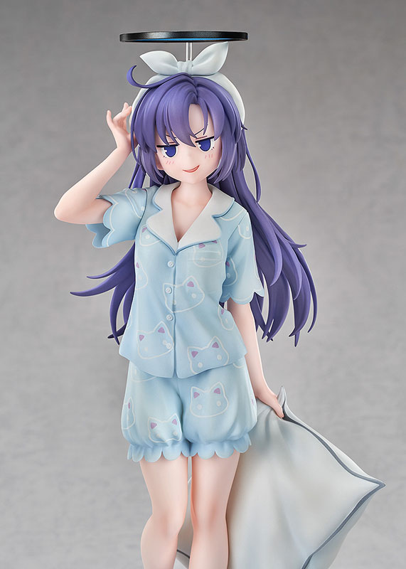 FIGURE-201537_07.jpg