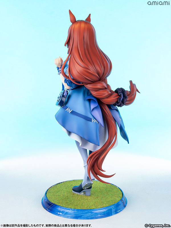FIGURE-201739_04.jpg