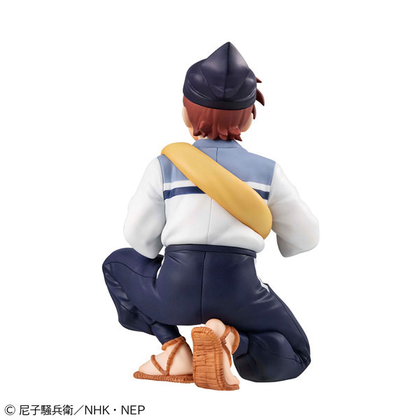 FIGURE-201753_06.jpg