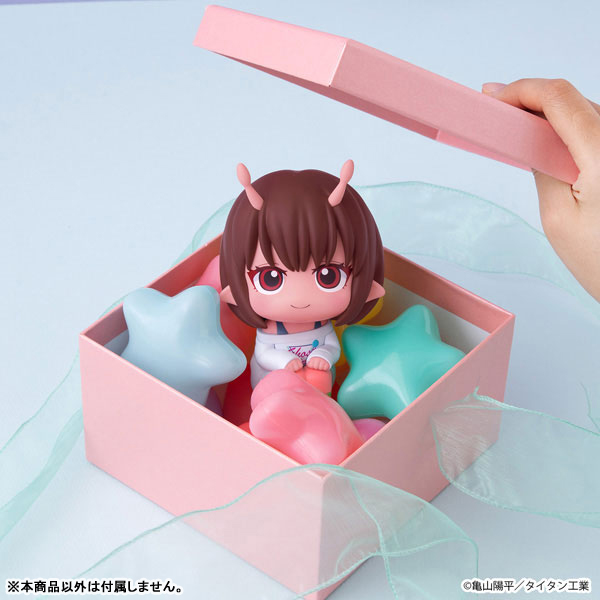 FIGURE-201761_08.jpg