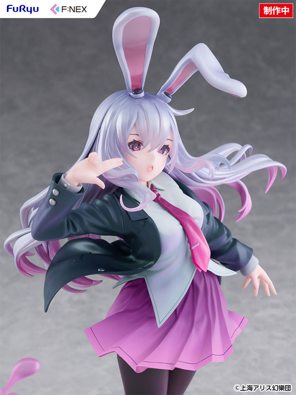 FIGURE-201789_15.jpg