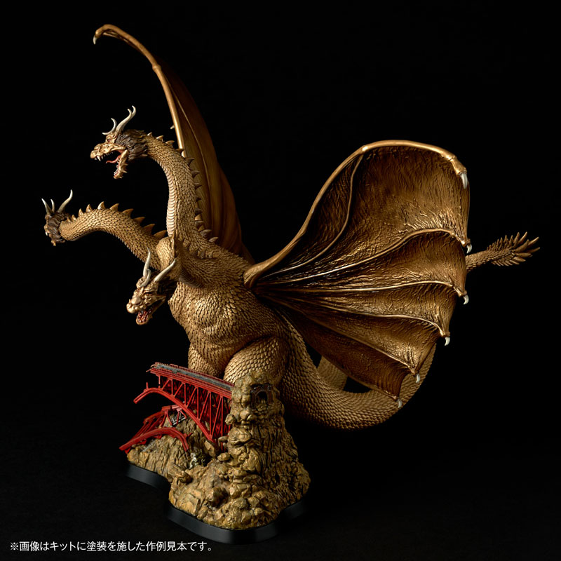 FIGURE-201998_05.jpg