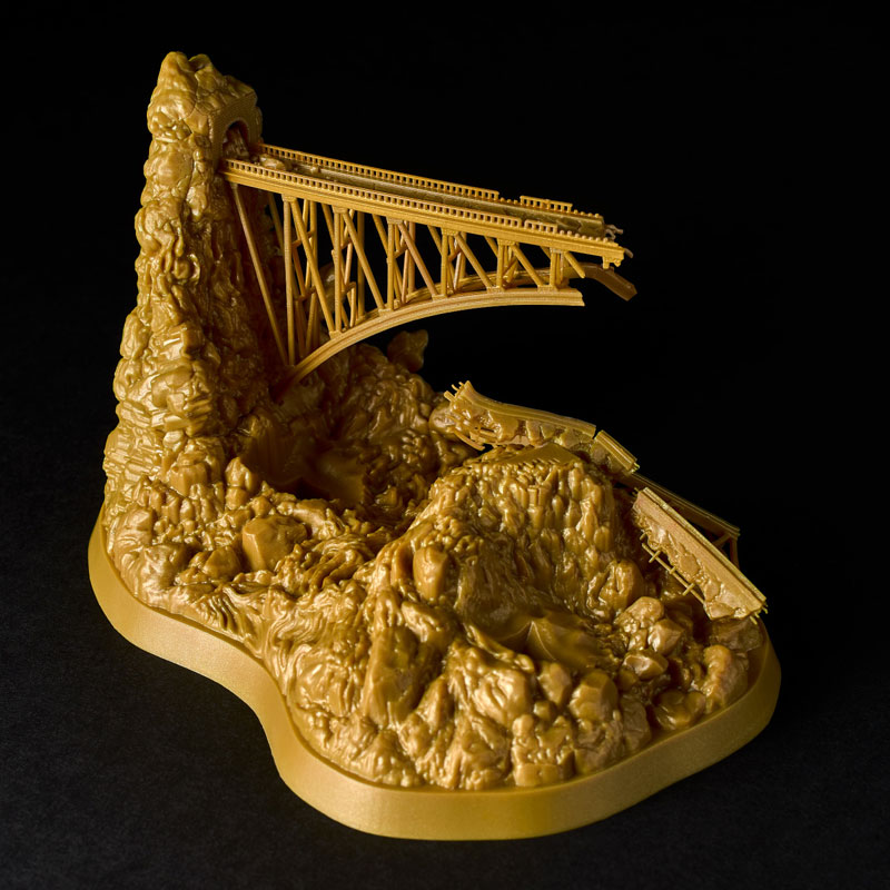 FIGURE-201998_14.jpg