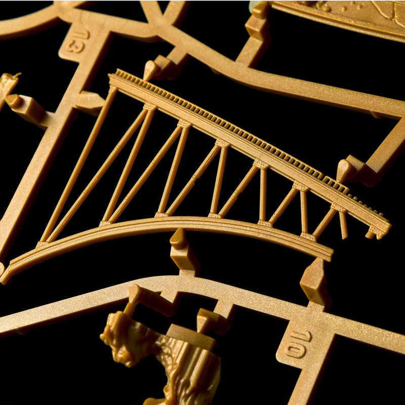 FIGURE-201998_16.jpg