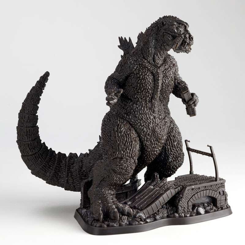 FIGURE-201999_07.jpg