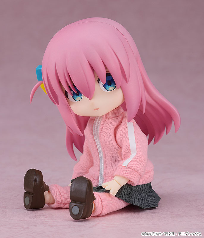 FIGURE-202135_05.jpg