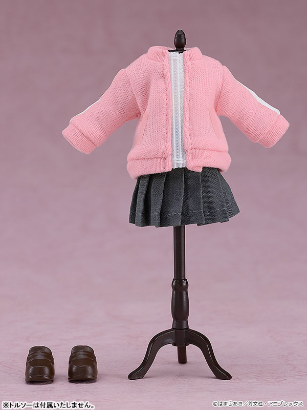 FIGURE-202135_06.jpg