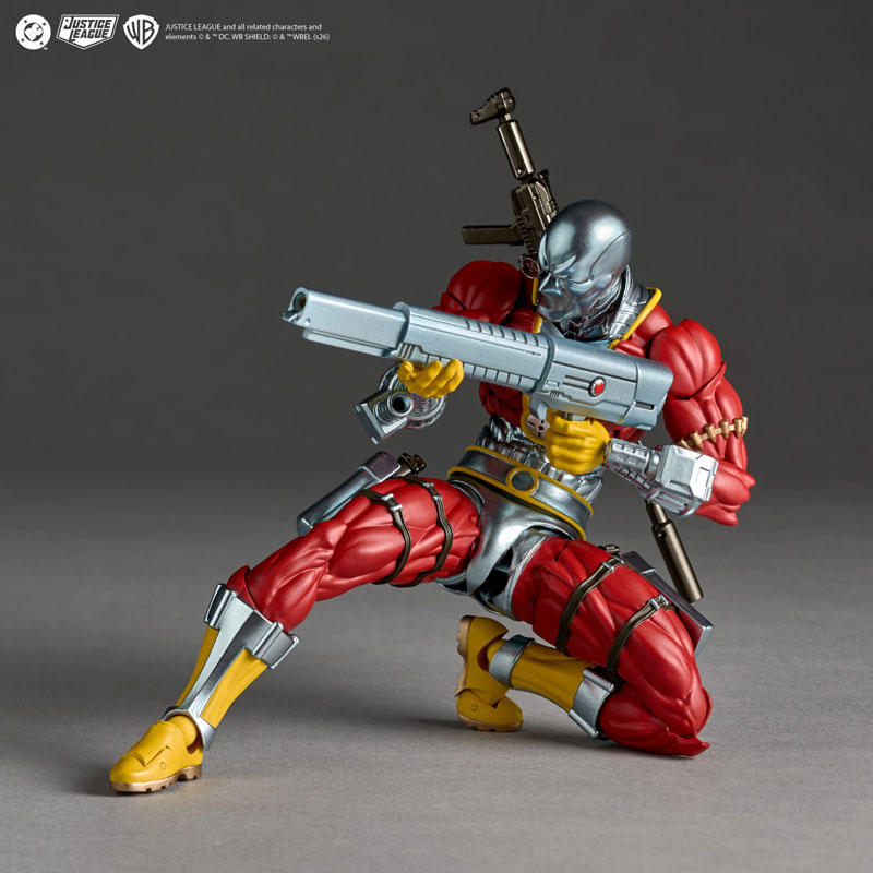 FIGURE-202172_08.jpg