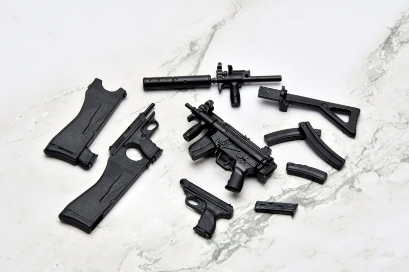 リトルアーモリー [LA-GG03]ガンスリンガー・ガール クラエス MP5・VP70タイプ 1/12 プラモデル