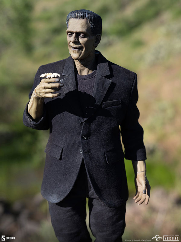 FIGURE-202292_07.jpg