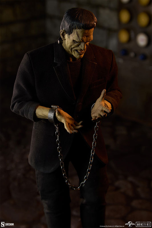 FIGURE-202292_08.jpg