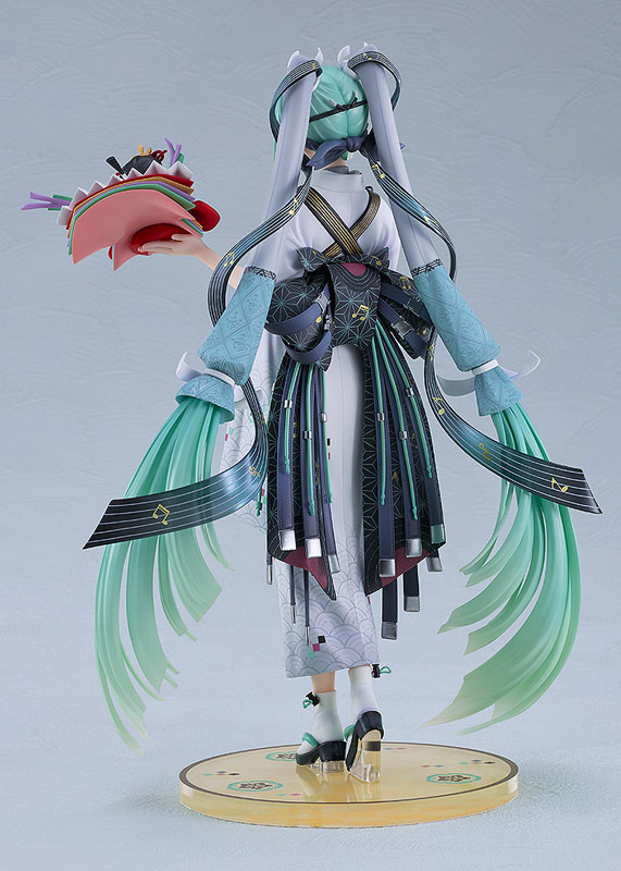 FIGURE-202374_10.jpg