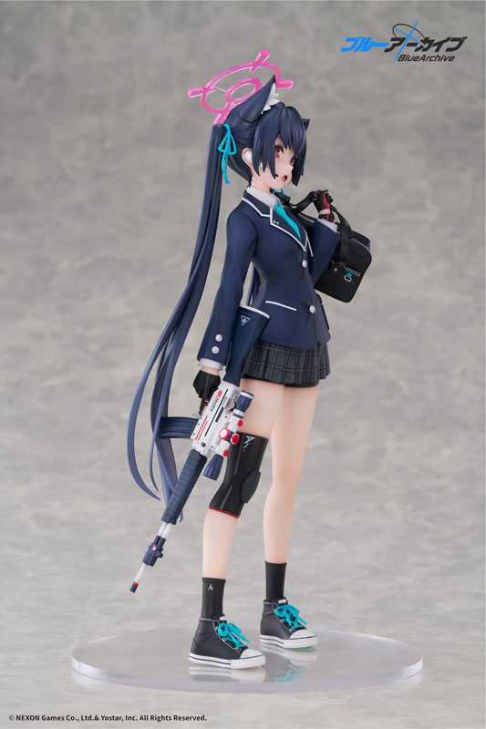 FIGURE-202488_04.jpg