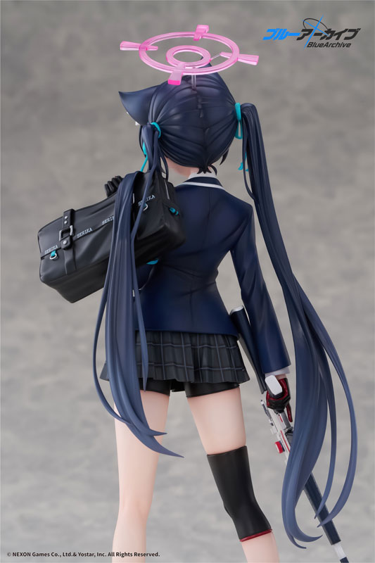 FIGURE-202488_06.jpg