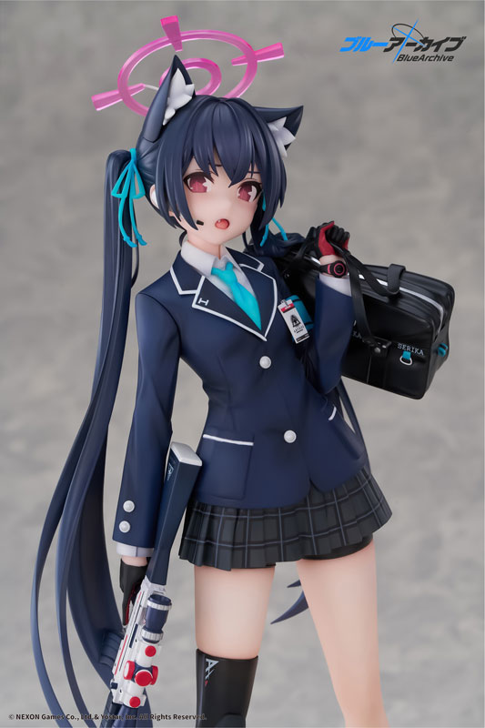 FIGURE-202488_08.jpg