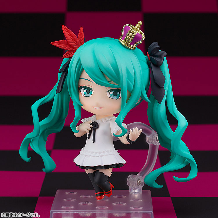 FIGURE-202896_02.jpg