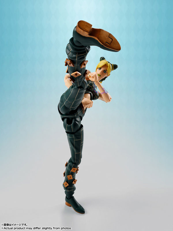 FIGURE-202919_08.jpg