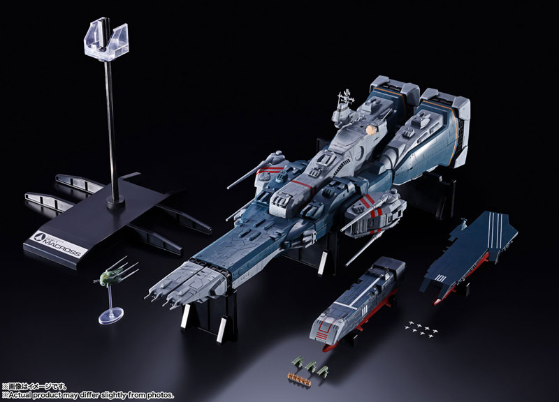 FIGURE-202933_21.jpg
