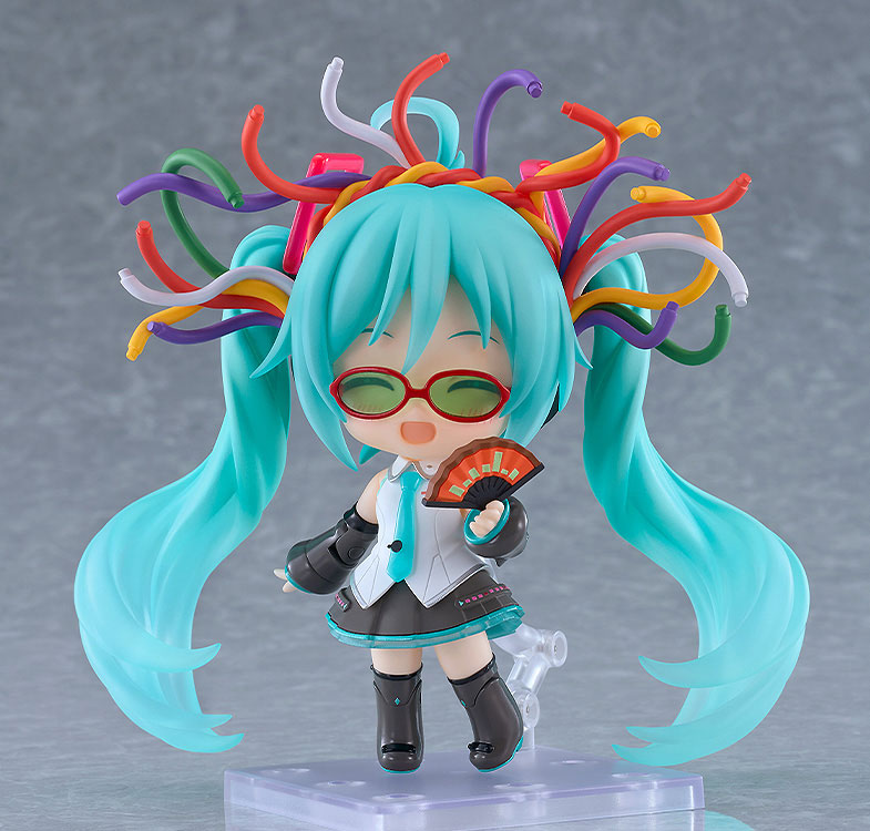 FIGURE-202990_05.jpg