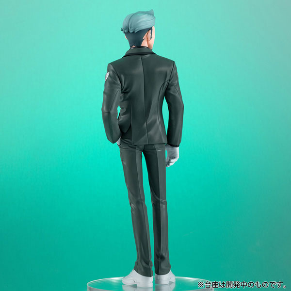 FIGURE-203274_04.jpg