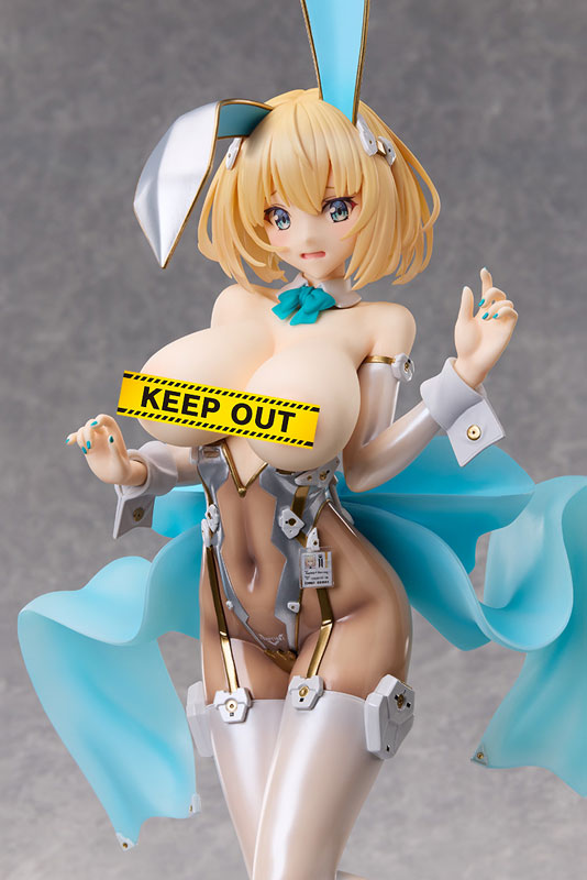 FIGURE-203310_08.jpg