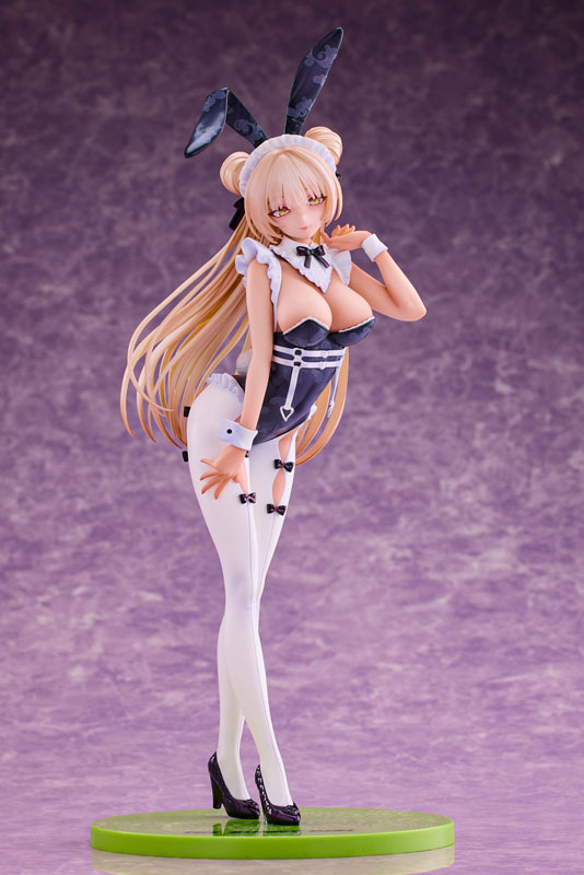 FIGURE-203423_04.jpg