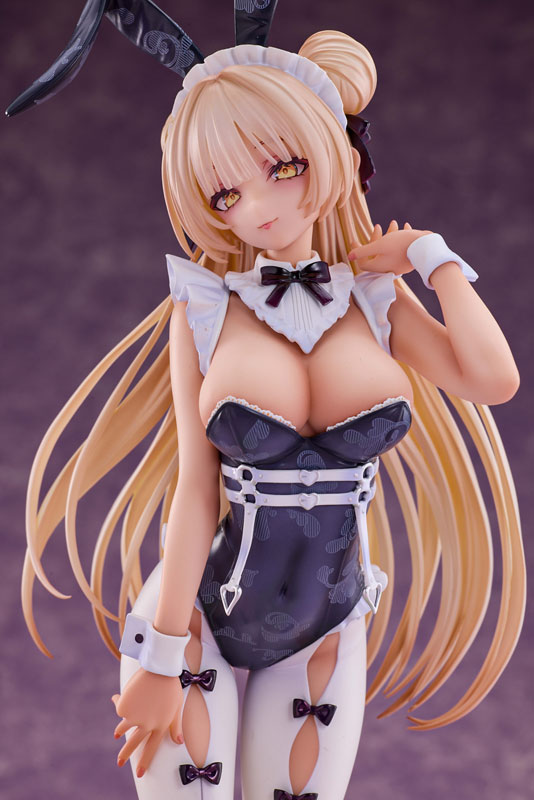 FIGURE-203423_06.jpg