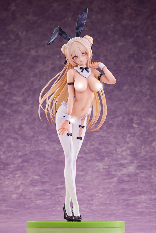FIGURE-203423_13.jpg