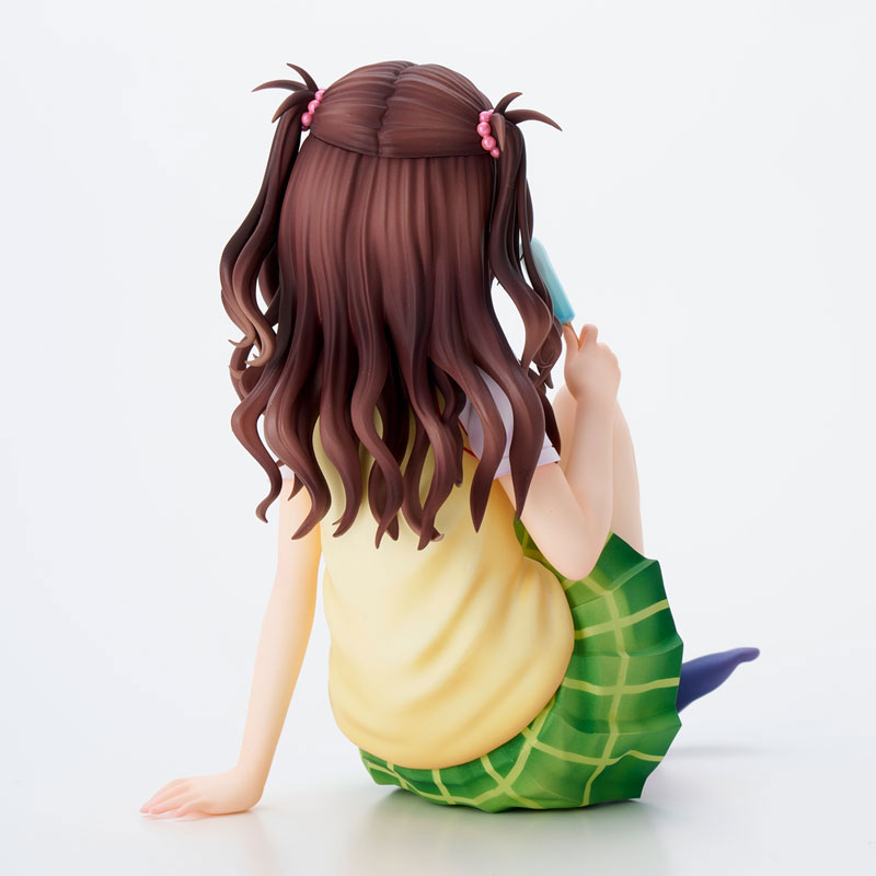 FIGURE-203440_06.jpg