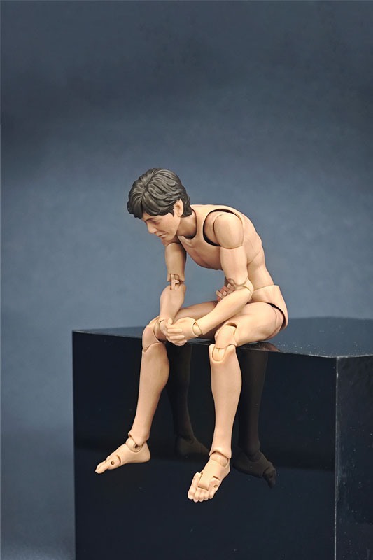 FIGURE-203492_13.jpg