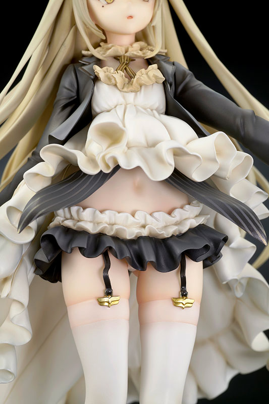 FIGURE-203649_07.jpg