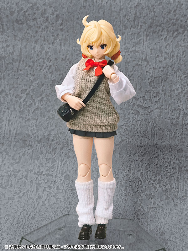 FIGURE-203808_04.jpg