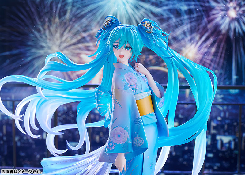 FIGURE-203933_06.jpg
