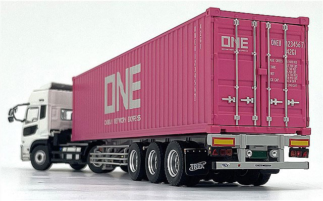 TOY-SCL3-94565_02.jpg