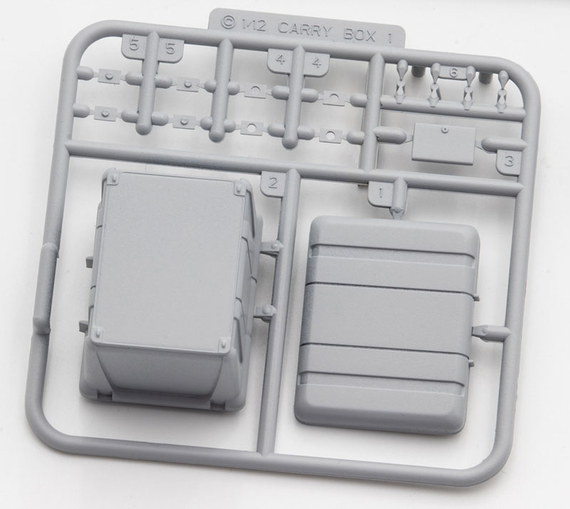 TOY-SCL3-95751_02.jpg