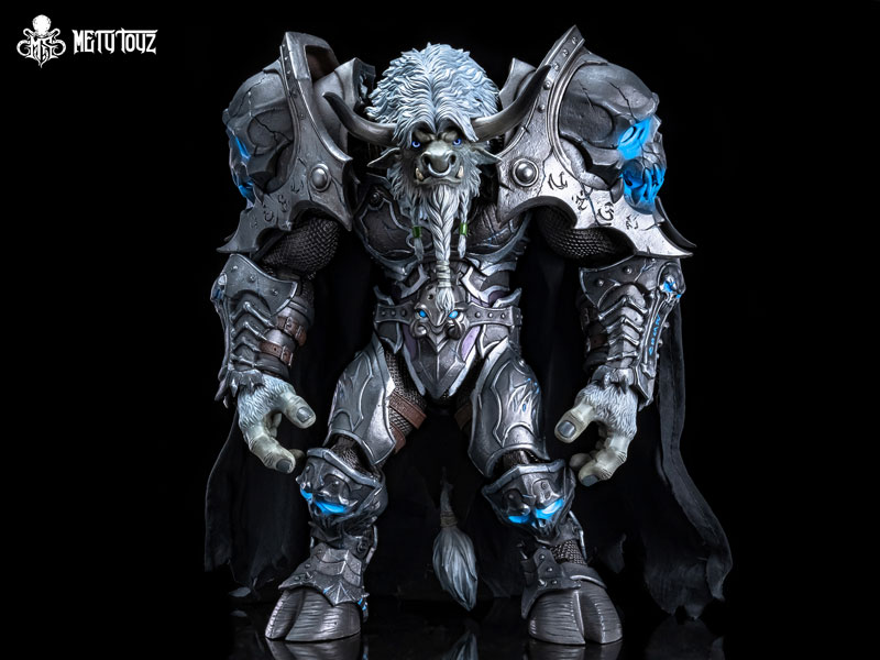 エボン・ブレード・ランパート ゴレン・フロストフーフ タウレン・デスナイト 1/10スケール可動フィギュア