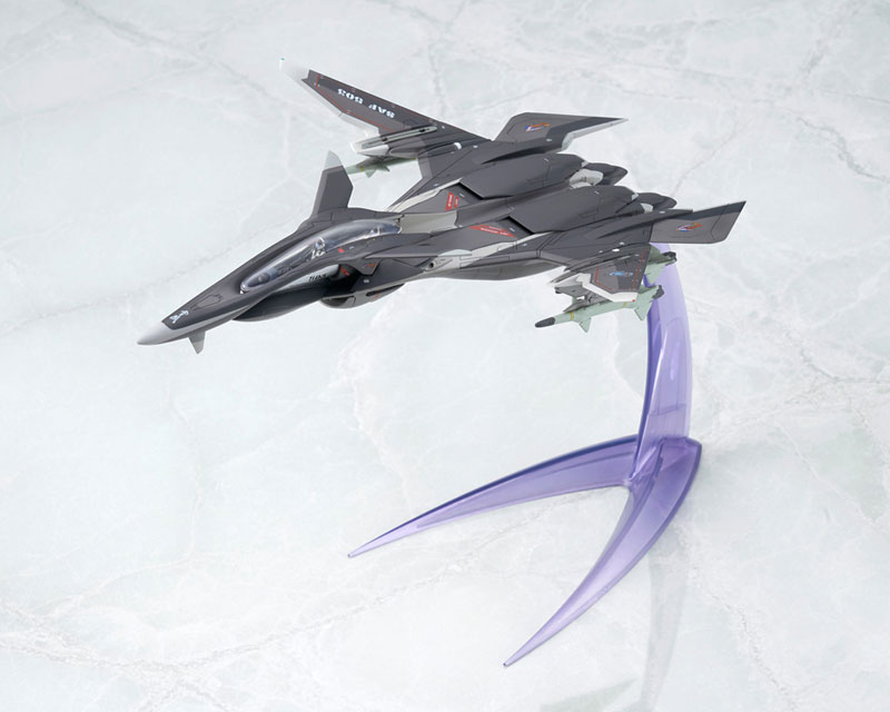 アルメカ 戦闘妖精雪風 1/100 FFR-41MR メイヴ“雪風” リニューアルVer