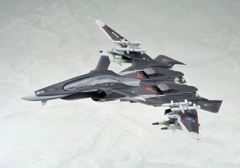 アルメカ 戦闘妖精雪風 1/100 FFR-41MR メイヴ“雪風” リニューアルVer