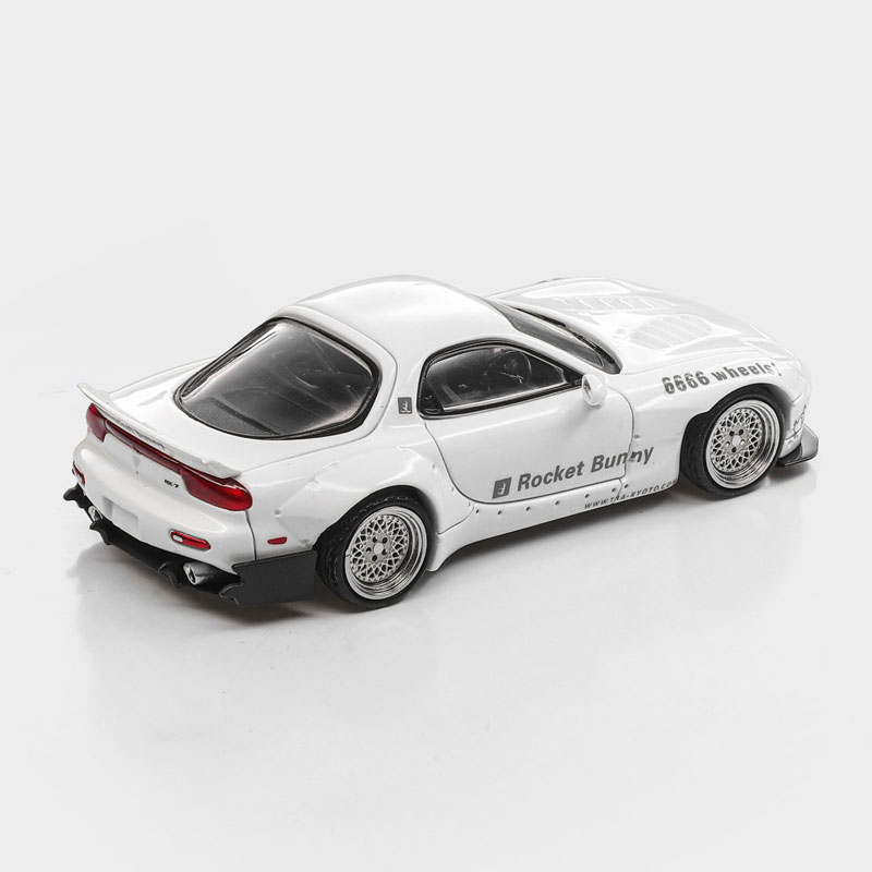 1/64 マツダ RX7 FD Rocket Bunny ホワイト[MODEL MODEL]《02月仮予約》