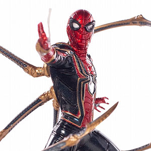 アベンジャーズ／インフィニティ・ウォー」のアイアン