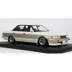 1/18 Toyota Mark II Grande (GX71) White/Gold(BBS RSタイプ17インチ