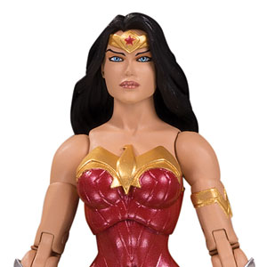 DC ESSENTIALS スーパーガール Amazon.com: DC Collectibles Essentials:超女孩動作公仔,多色